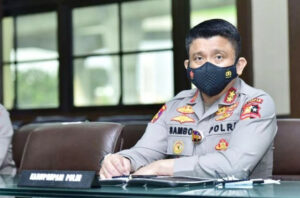 Polisi Punya Masalah Keluarga, Izin Senjata Api Akan Dicabut Propam Polri