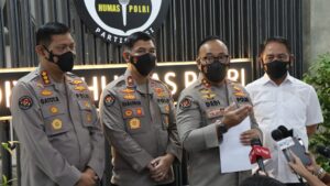 Terkait Kritik Presiden, Polri Akan Disiplinkan WhatsApp Group Seluruh Personel