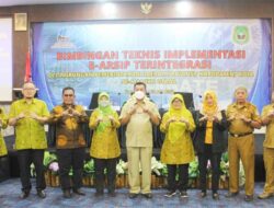 Wakili Gubernur Malut, Staf Ahli Bidang Politik, Hukum dan Pemerintahan Buka Kegiatan Bimbingan Teknis SRIKANDI Tahun 2022