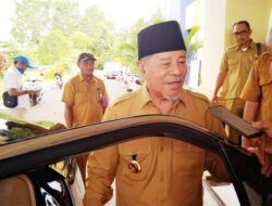 Sambangi Kantor Dinas PUPR, Gubernur Malut Ingatkan Staff dan Bendahara Harus Disiplin