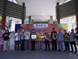 Lanjutkan Dukungan Peningkatan Layanan Kesehatan, Harita Nickel Serahkan Bantuan Unit Ambulans Kepada Universitas Khairun