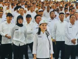 Dilantik Jadi Gubernur Perempuan Pertama di Malut, Sherly Tjoanda Dipilih Terima Tanda Jabatan