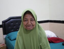 Air Mata di Ujung Doa: Nenek Penyapu Jalan Menuju Baitullah