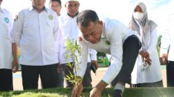 Kemenag Malut Tanam 425 Pohon Wujudkan Spirit Ekoteologi di Hari Santri Nasional 2025